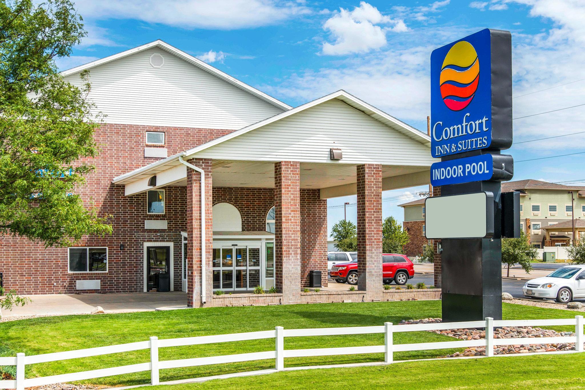 Comfort Inn & Suites Hays I-70 Exterior foto